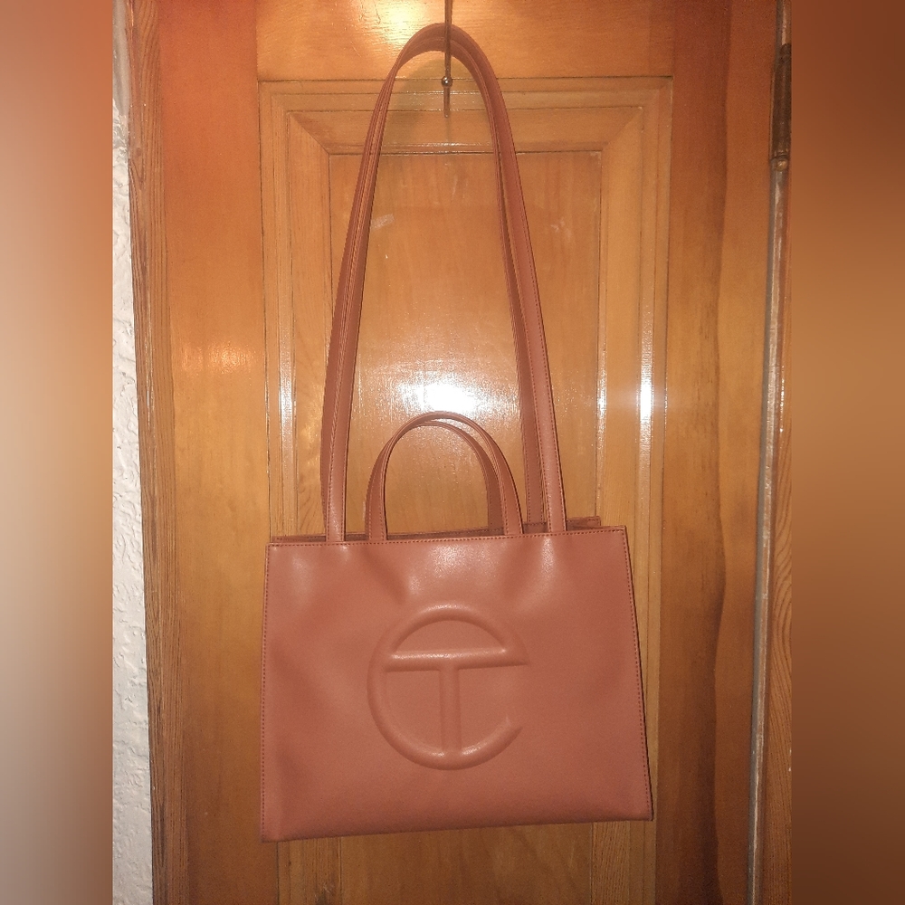 Medium Telfar Shopping Bag